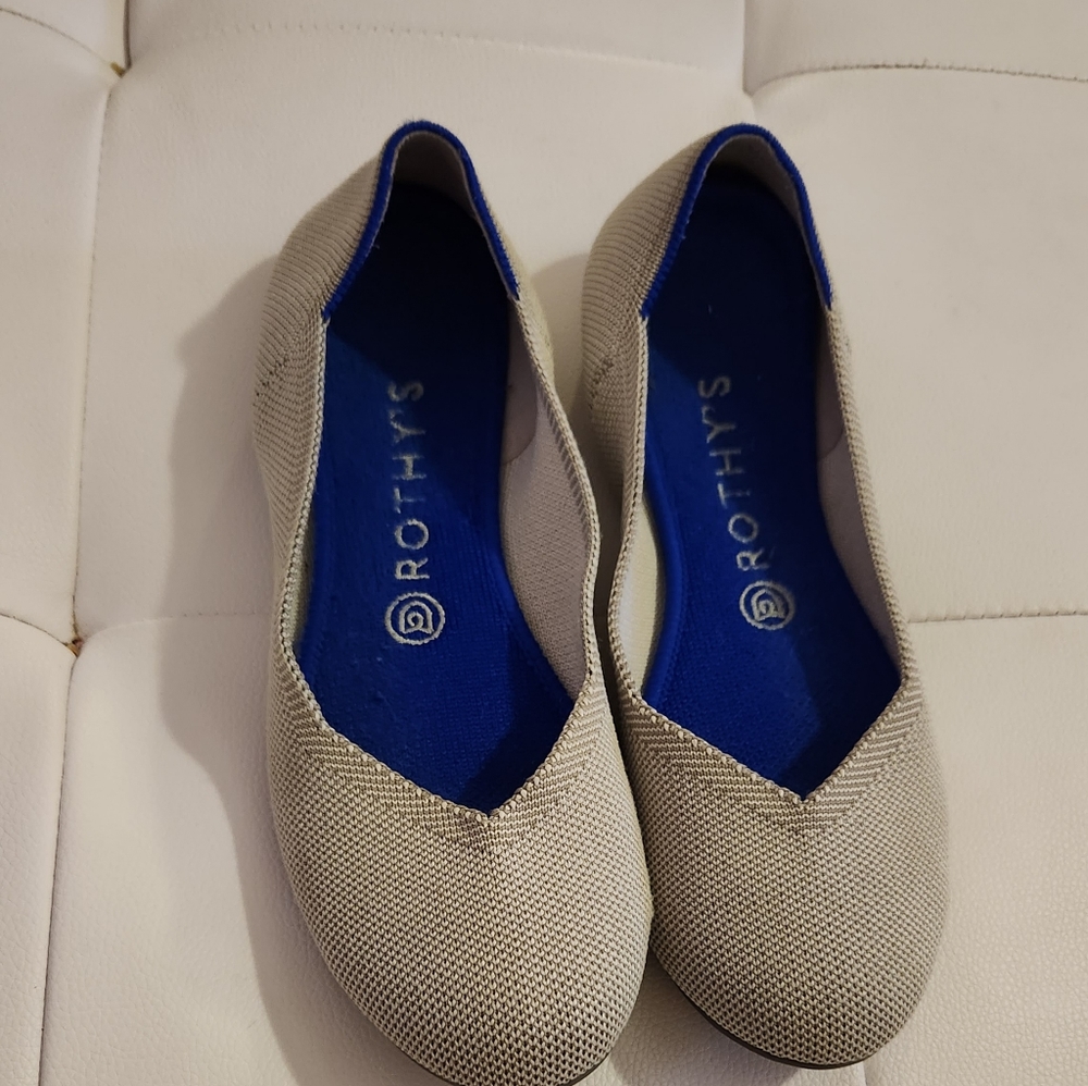 Rothy’s The Flat “Silver Metallic ”  Round Toe Size 8.5